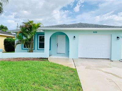686 93rd Ave N, Naples, FL, 34108