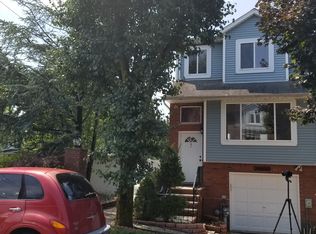 14 Pembrook Loop, Staten Island, NY 10309