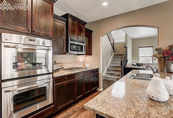 5th image of 6774 Donahue Dr