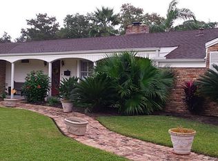 6154 Van Buren St, Groves, TX 77619