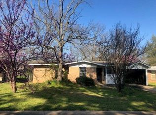 917 Leeper Dr, Denison, TX 75020