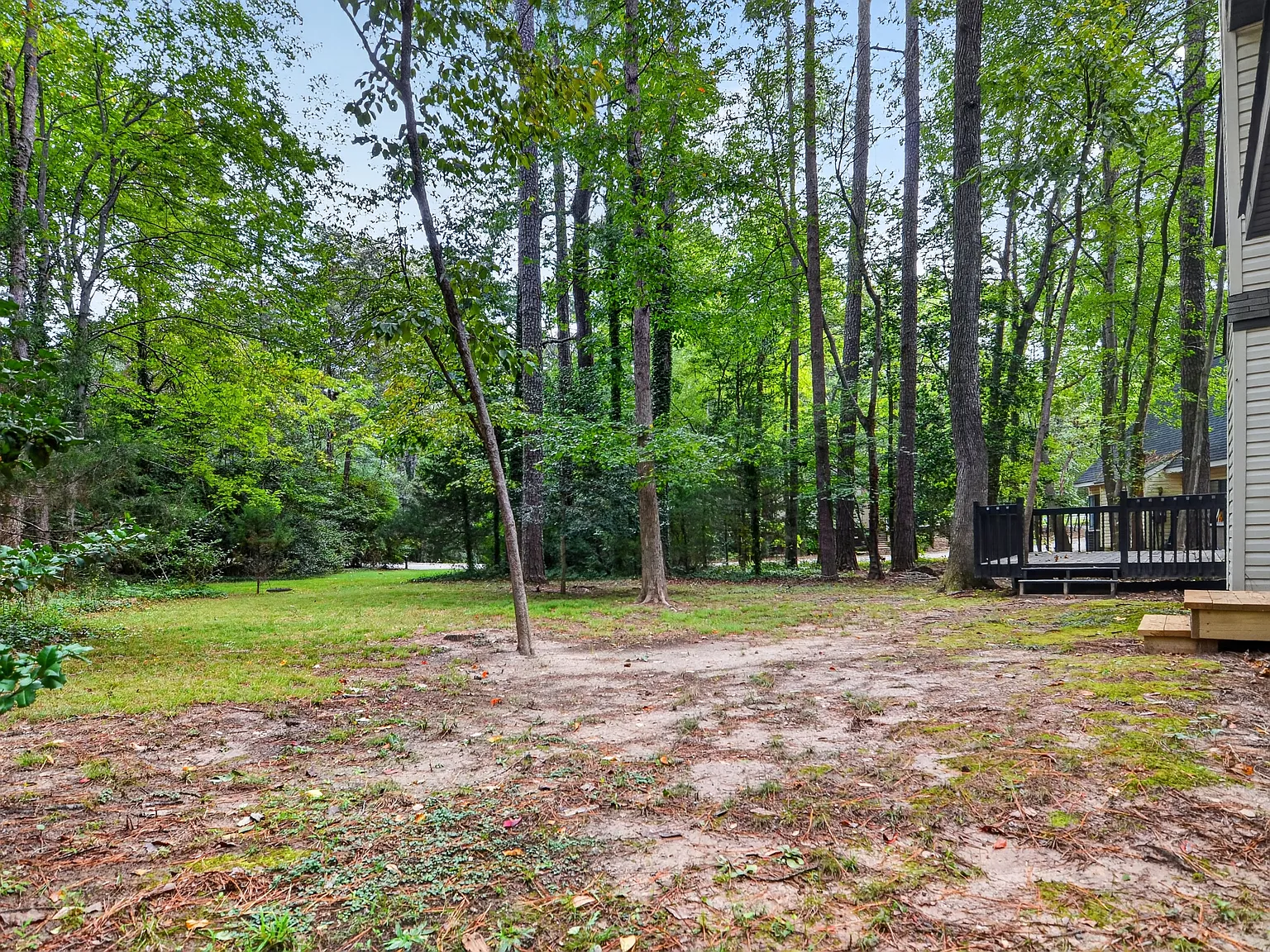 3 bed, 2.5 bath, 1848 sqft, $2,500 — Photo 3