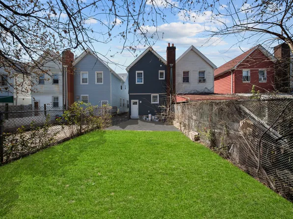 509 East 40th Street image 15 of 16