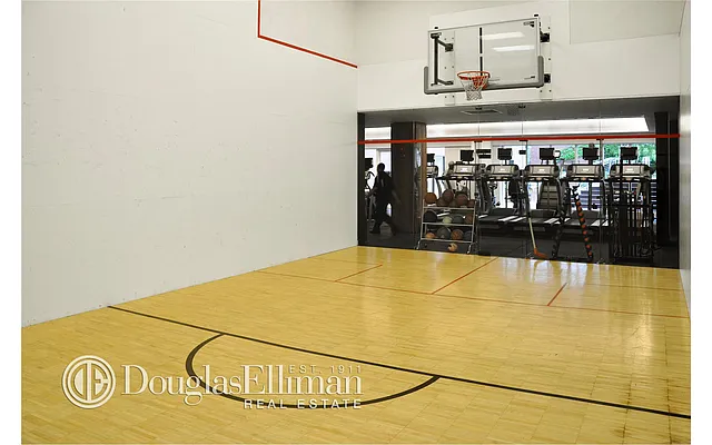 Sold by Douglas Elliman | media 25