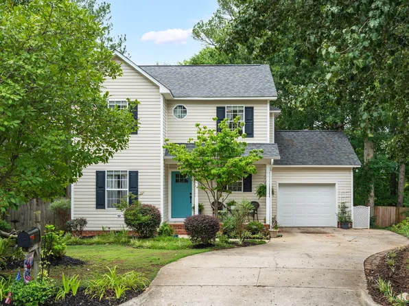 901 Finchurch Cir, Wake Forest, NC 27587