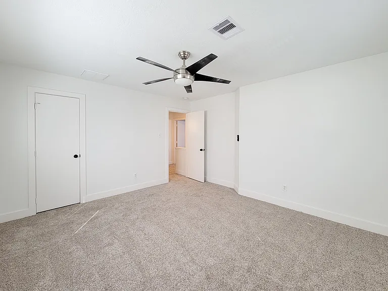 10030 Farrell Dr — Photo 19