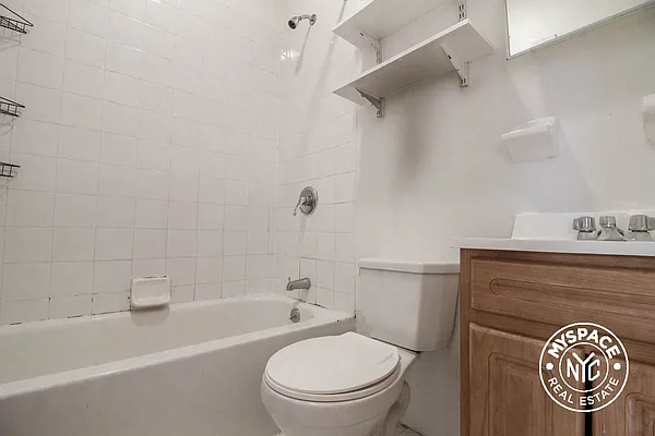 Rented by MySpaceNYC | media 3