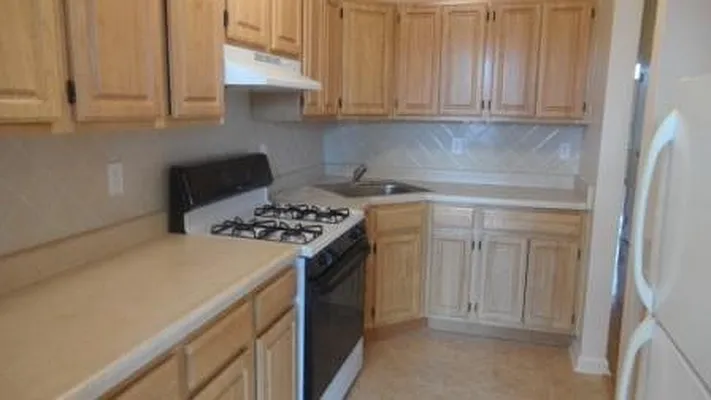 Rented by Veritas Property Management | media 19