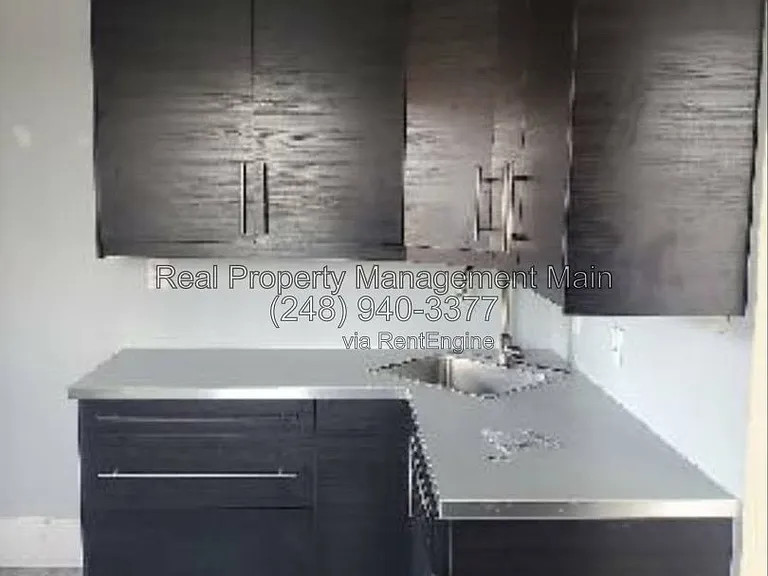 644 E Ferry St #2E — Photo 6