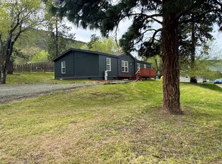 1107 Emerson Dr, The Dalles, OR