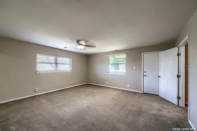 8406 Deer Holw — Photo 20