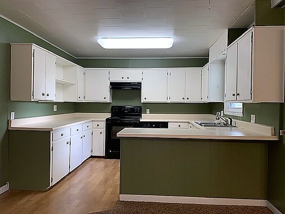 5th image of 804 W Grant St