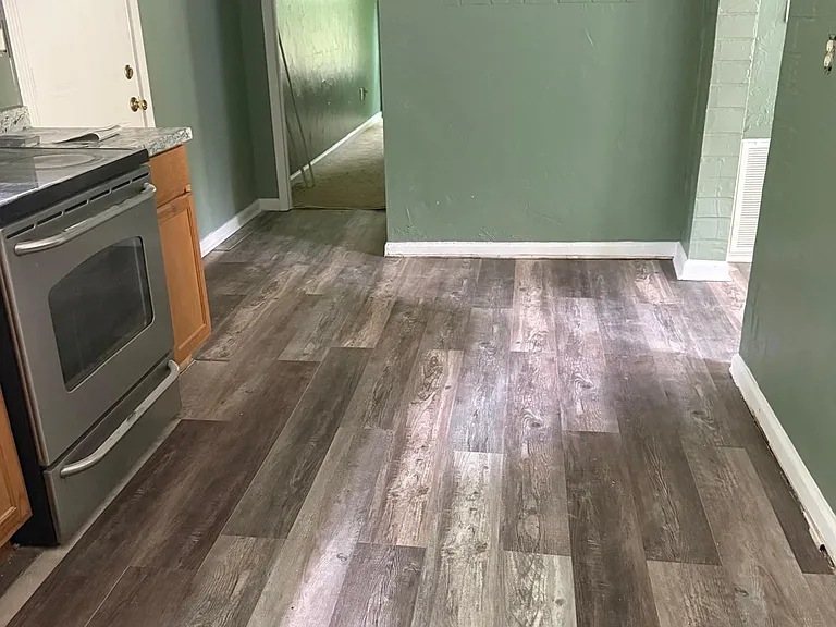 2709 Yahtzee Ln — Photo 2