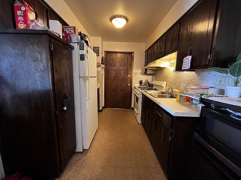1st image of 416 Cornell Ave APT 2D