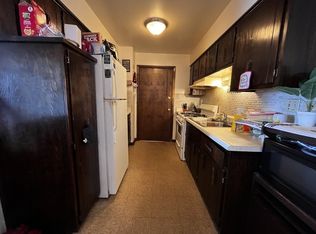 416 Cornell Ave #3B, Calumet City, IL 60409