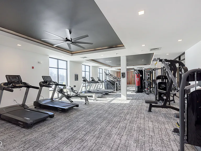 9745 Oleander Dr — Photo 19