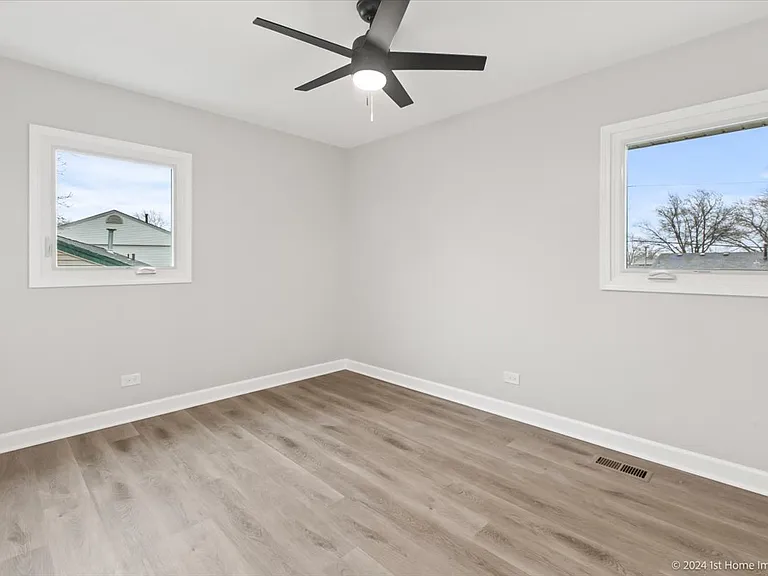 741 Yates Ave — Photo 14