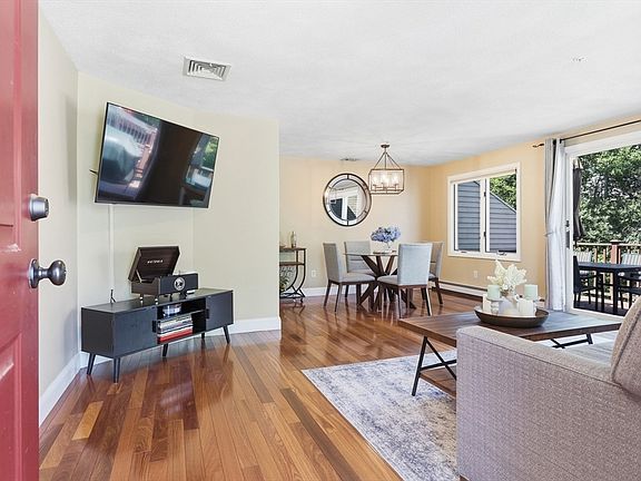 5th image of 4 Partridge Ln Unit 4