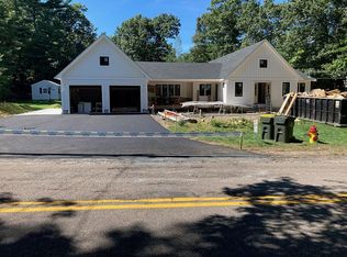 210 Cross St, Hanson, MA 02341