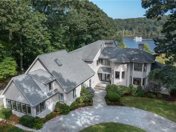 49 Parkers Point Road, Chester, CT 06412