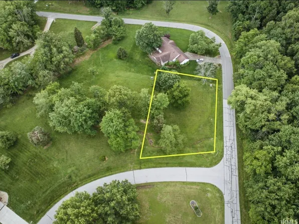 72 W Melchoir Dr N, Santa Claus, IN 47579