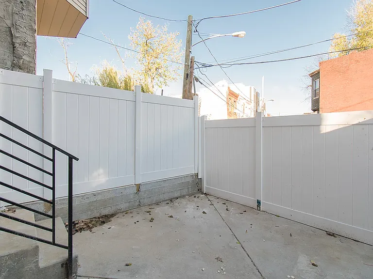 1805 N 6th St #1 — Photo 12