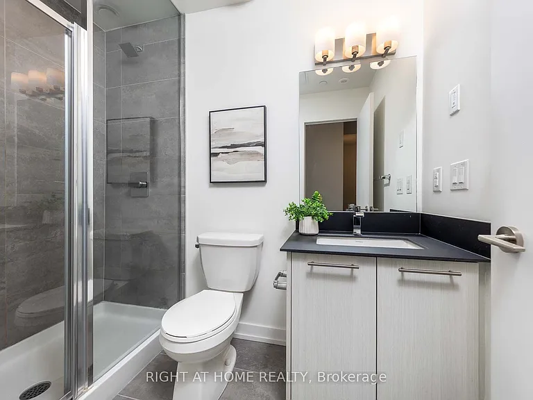 871 Sheppard Ave W #33 — Photo 20