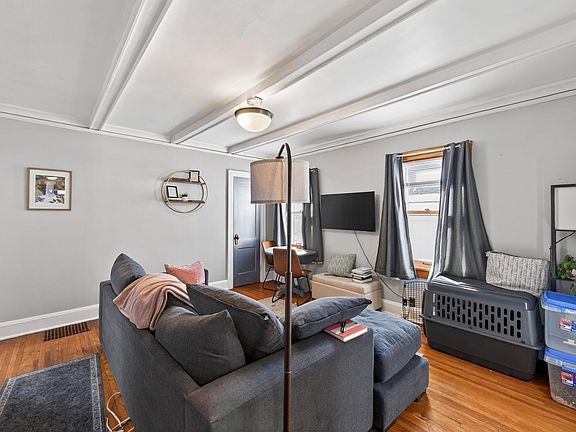 5th image of 5409 31st Ave S