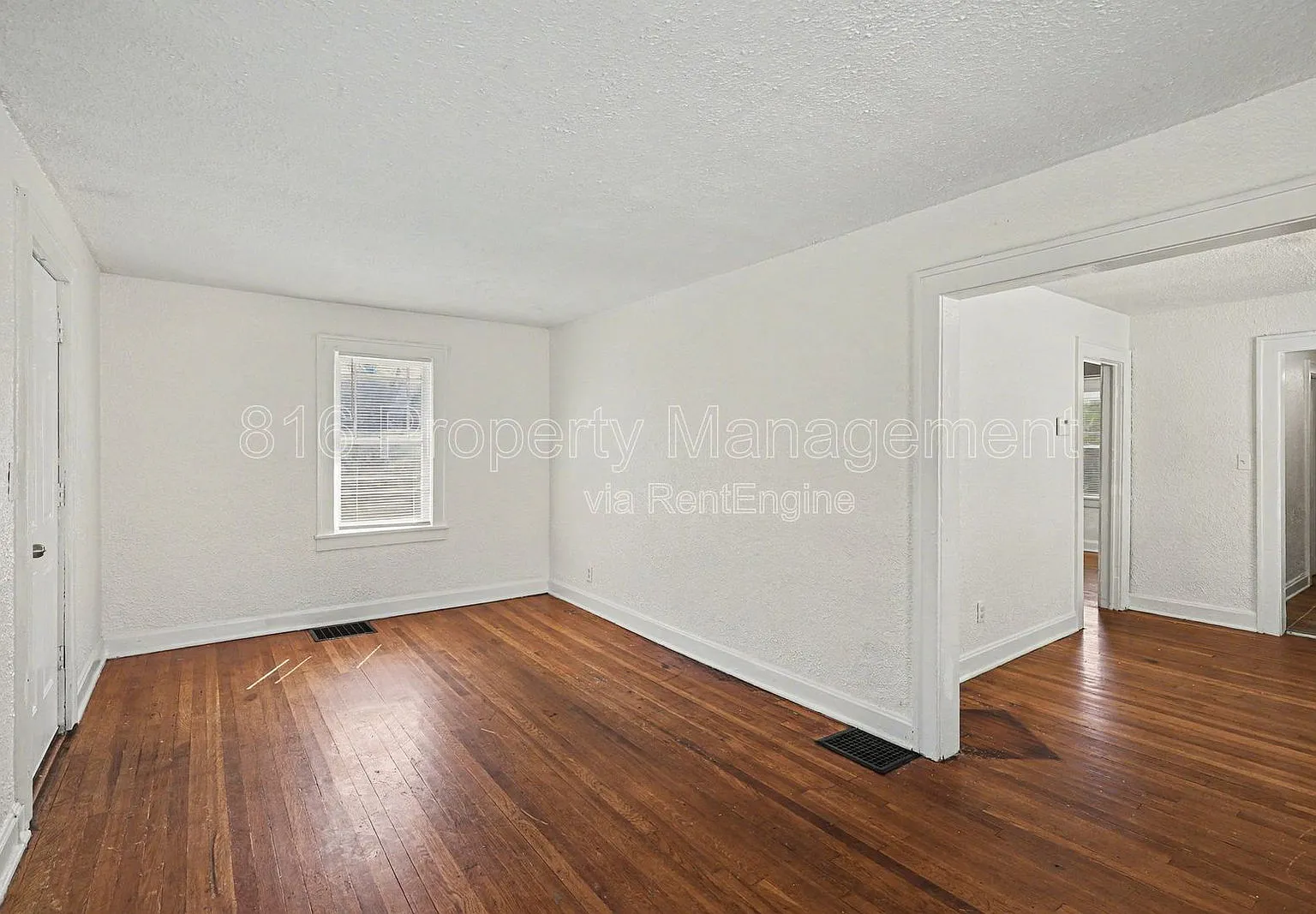 2 bed, 1.0 bath, 662 sqft, $1,050 — Photo 4