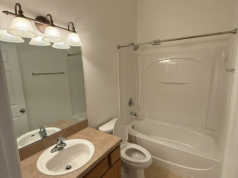 13036 Sunset Lake Dr — Photo 15