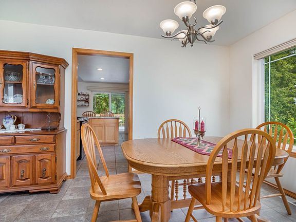 5th image of 5611 Eveningside Ln