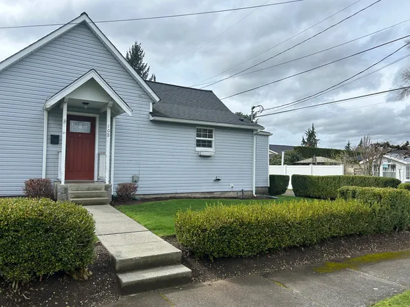 103 9th St #A, Lynden, WA 98264
