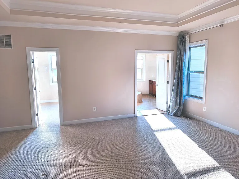 20792 Exchange St — Photo 20