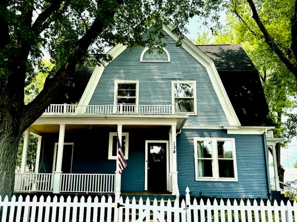 134 E Winthrop St, Earlville, IL 60518