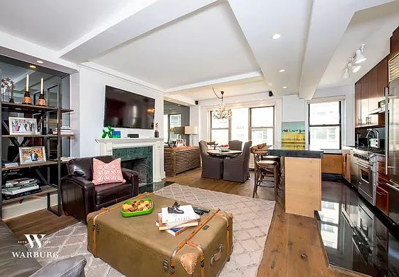 2nd image of 414 E 52nd St APT 5B