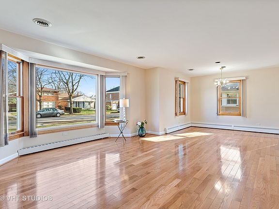 2nd image of 8242 Kostner Ave
