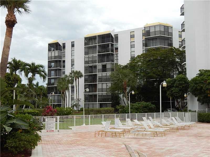1st image of 20500 W Country Club Dr APT 605