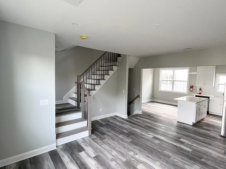 606 Roosevelt Ave #A — Photo 14