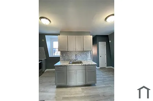 155 Waverly St #3 Photo 1