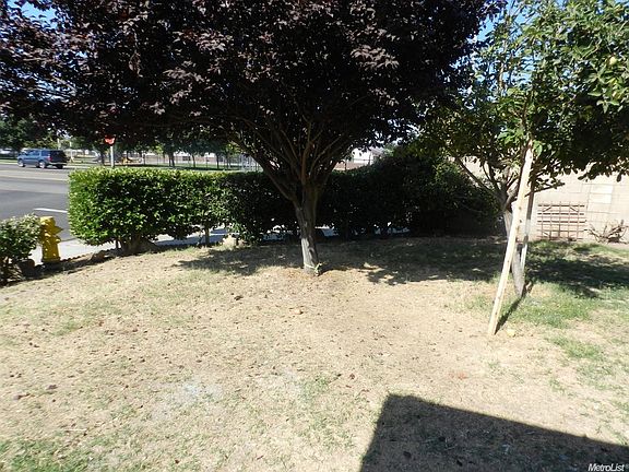 2nd image of 1301 Fannell Dr