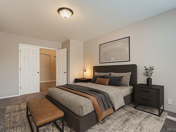5th image of 22494 E Union Place