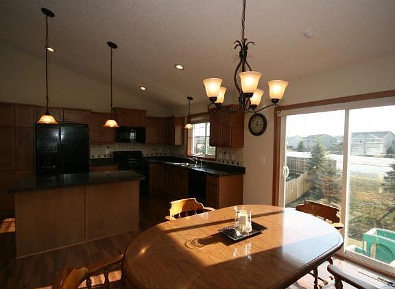 5th image of 548 Jutland Ave