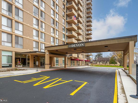 2nd image of 2401 Pennsylvania Ave APT 1603