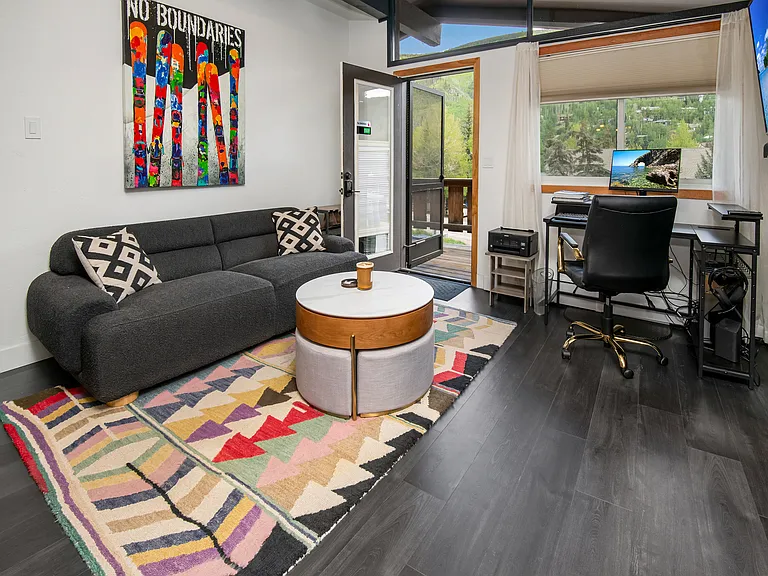 2059 Chamonix Ln #3 — Photo 3