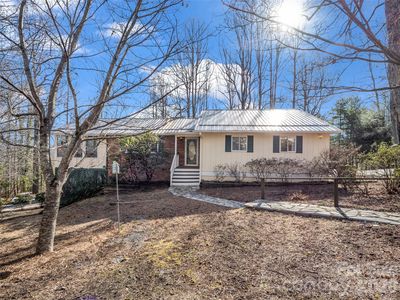 1594 Indian Cave Rd, Hendersonville, NC, 28739