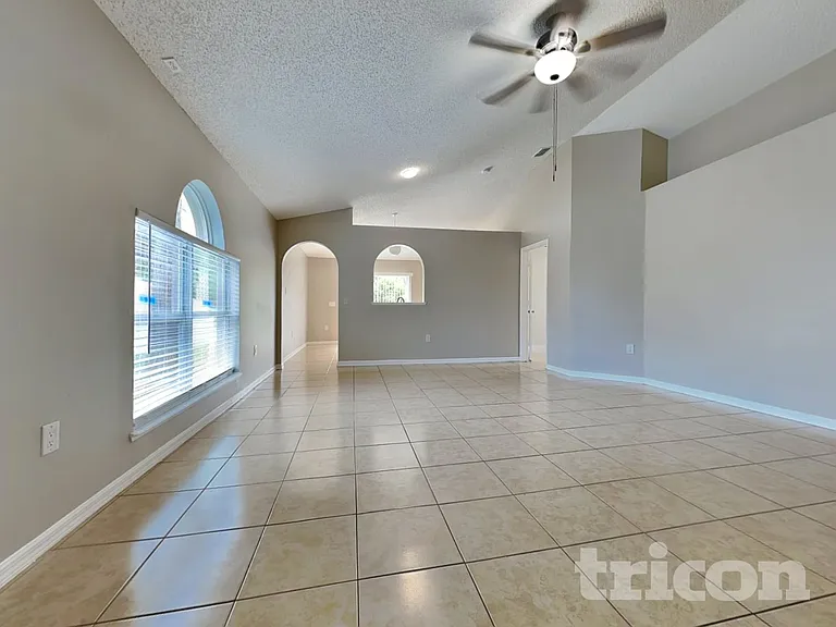 11621 Ivy Flower Loop — Photo 2