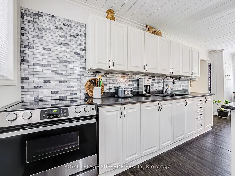 114 Desroches Trl — Photo 12