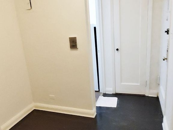 5th image of 30-53 29th St #3LL