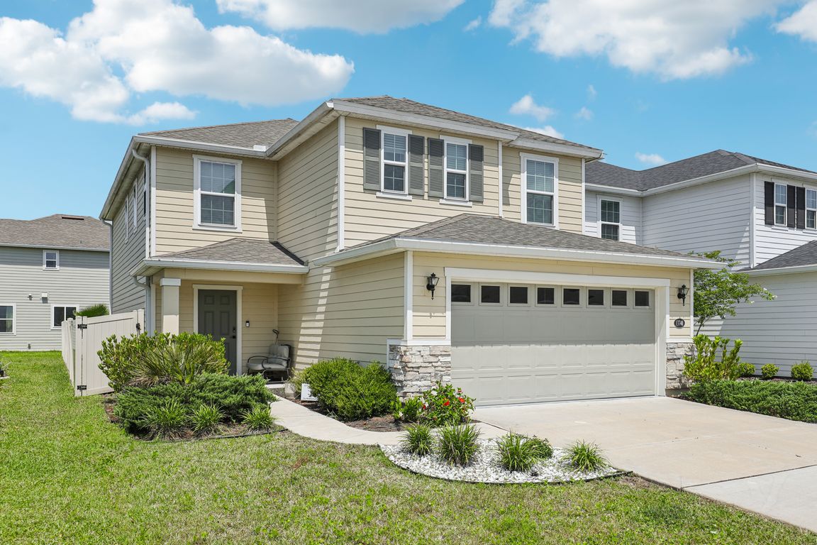 Brookwater Dr-S2606-001.jpg