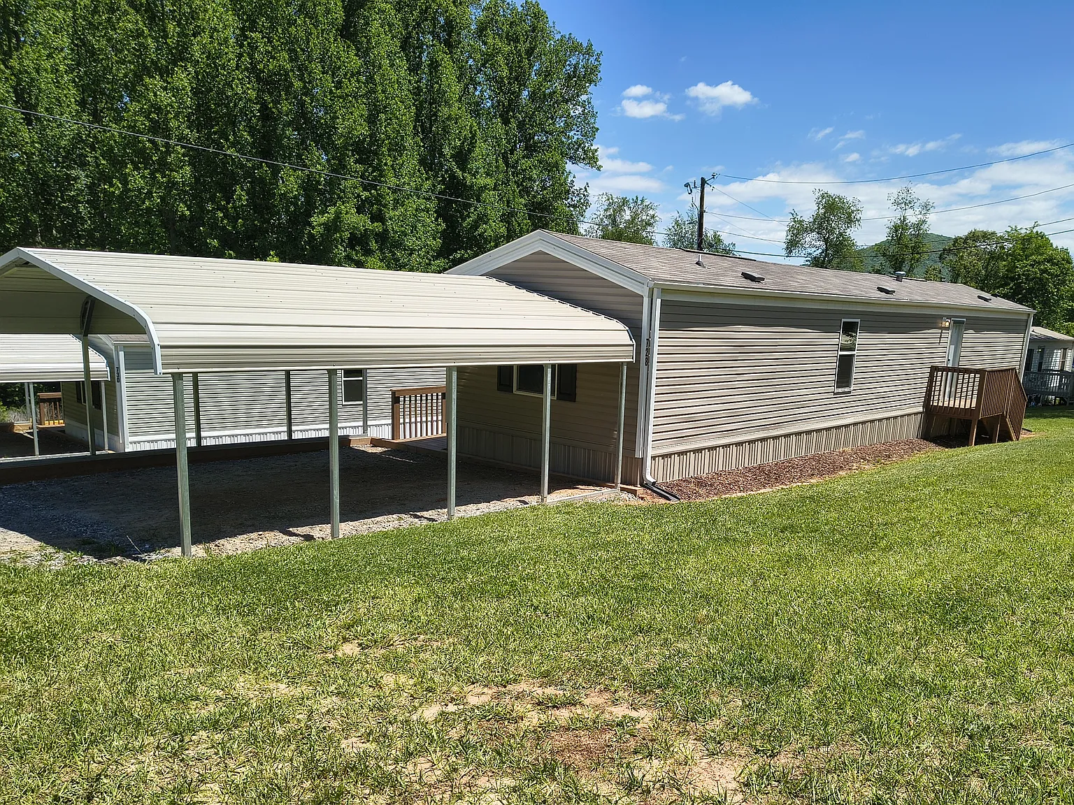 730 Case Cove Rd — Photo 3